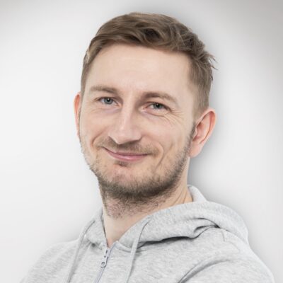 Pracownik naszej firmy - Radek. Zdjęcie portretowe